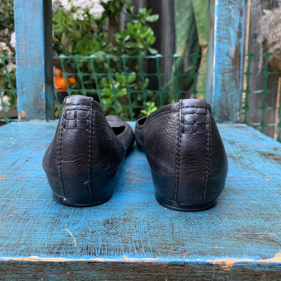 Frye Flats - Picture 3 of 5